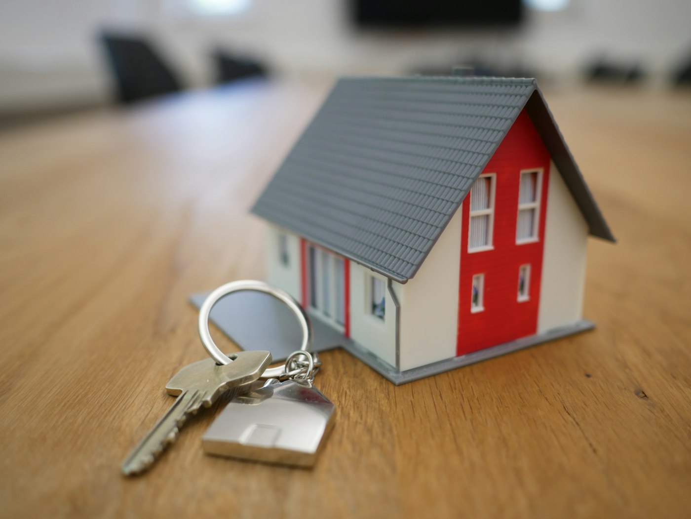 Llaves de una vivienda para tasación oficial de inmuebles